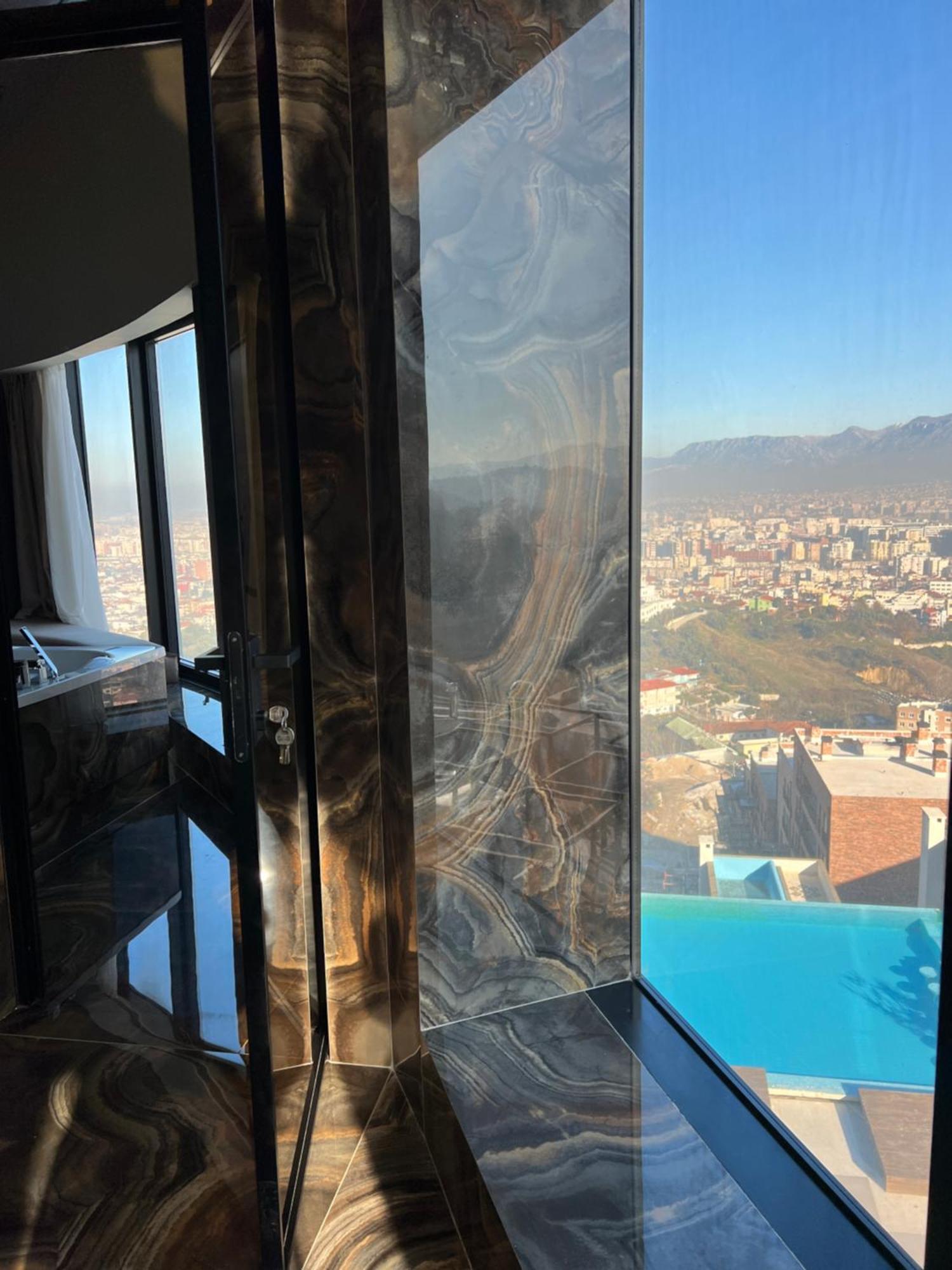 Arka Art Hotel Tirana Zewnętrze zdjęcie View from the 100th floor