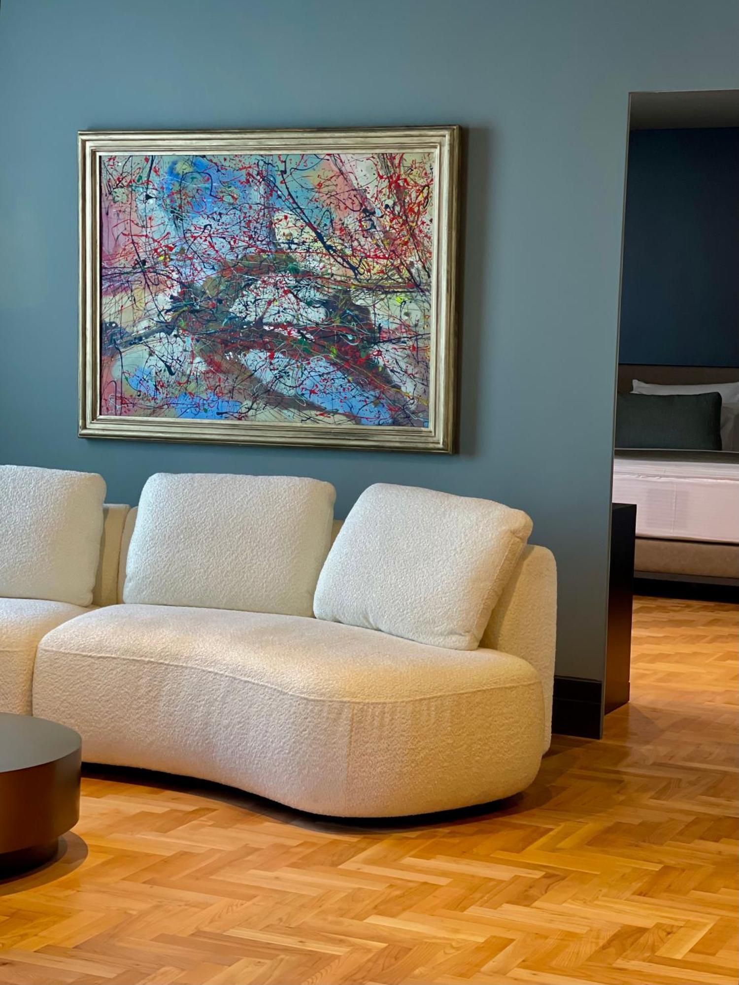 Arka Art Hotel Tirana Zewnętrze zdjęcie A sofa